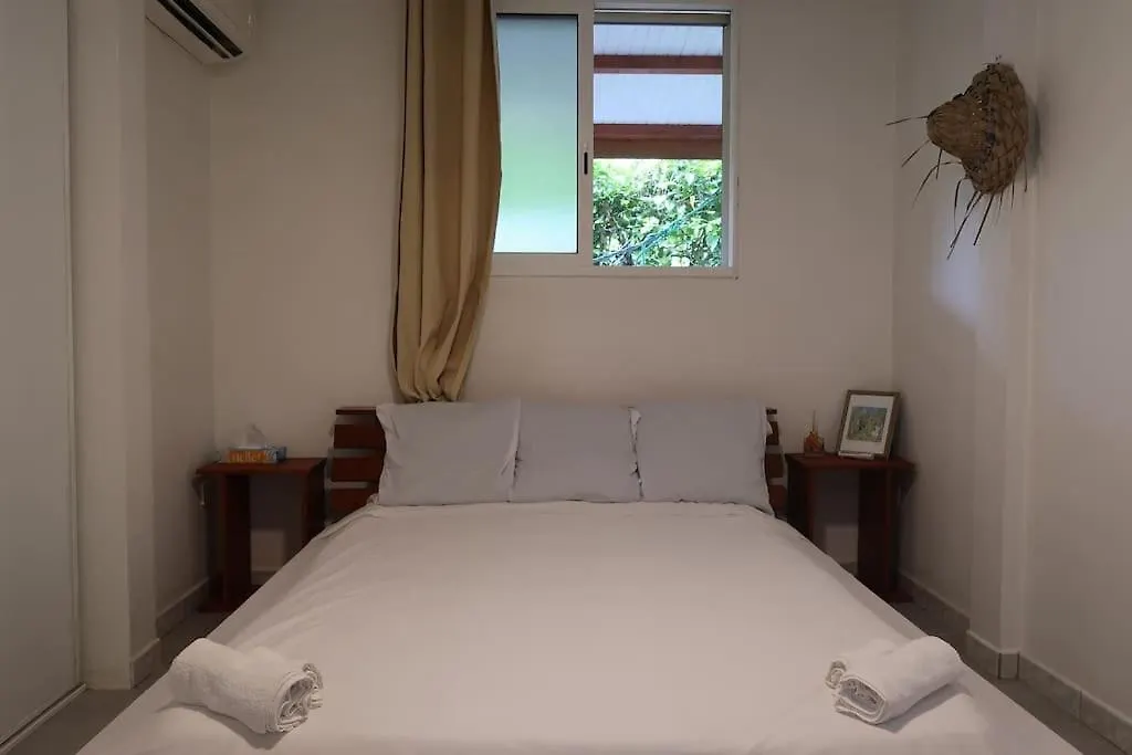 L'Oceane & L'Alizee Apartment Riviere-Salee 0*,